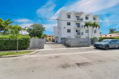 620 SW 10th St #104, Miami, FL 33130 - Photo 4