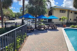 2445 SW 18th Terrace, Fort Lauderdale, FL 33315 - Photo 2