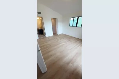 2445 SW 18th Ter #124, Fort Lauderdale, FL 33315 - Photo 8