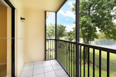 9000 NW 28th Dr #1-304, Coral Springs, FL 33065 - Photo 4