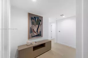 9221 E Bay Harbor Dr, Bay Harbor Islands, FL 33154 - Photo 18