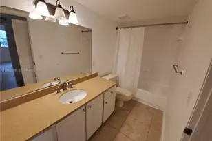 8235 Lake Dr, Doral, FL 33166 - Photo 12