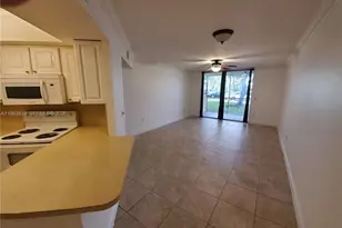 8235 Lake Dr, Doral, FL 33166 - Photo 4