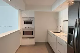 19380 Collins Ave, Sunny Isles Beach, FL 33160 - Photo 2