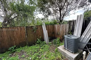 1536 SE 31st Ct, Homestead, FL 33035 - Photo 24