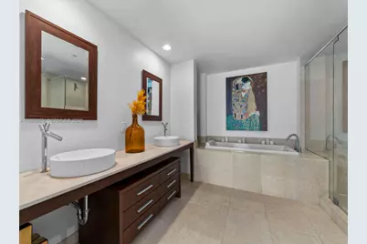 [Address not provided], Miami, FL 33131 - Photo 18