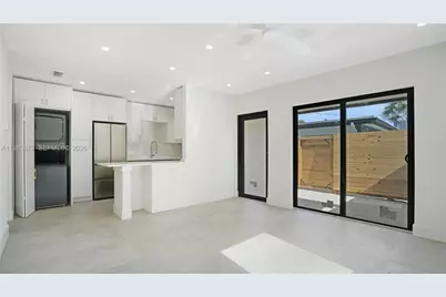 1119 W Las Olas Blvd #1, Fort Lauderdale, FL 33312 - Photo 1