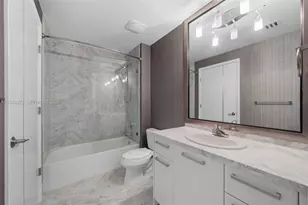 244 Biscayne Blvd, Miami, FL 33132 - Photo 24