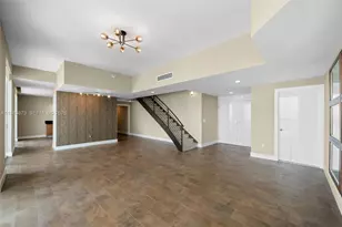 244 Biscayne Blvd, Miami, FL 33132 - Photo 12