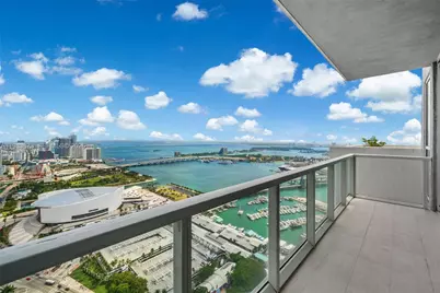 244 Biscayne Blvd #UPH-4904, Miami, FL 33132 - Photo 1