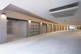 5 Grove Isle Dr, Miami, FL 33133 - Photo 52