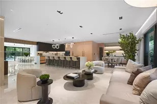 20020 NE 21st Ct, Miami, FL 33179 - Photo 2