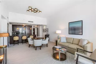 4391 Collins Ave, Miami Beach, FL 33140 - Photo 16