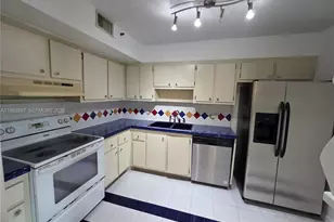 919 Hillcrest Dr, Hollywood, FL 33021 - Photo 10