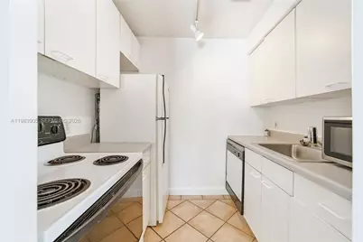 924 NE 17th Ter #1, Fort Lauderdale, FL 33304 - Photo 2