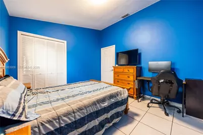 930 NW 197th Ave, Pembroke Pines, FL 33029 - Photo 22