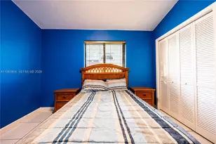 930 NW 197th Ave, Pembroke Pines, FL 33029 - Photo 26