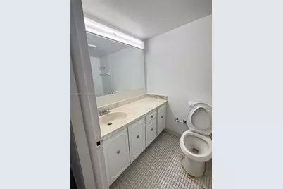 7981 S French Dr #2-203, Pembroke Pines, FL 33024 - Photo 4