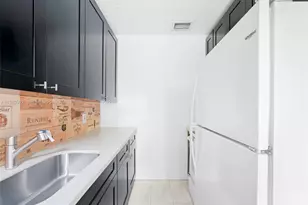 6437 SW 10th St, West Miami, FL 33144 - Photo 10