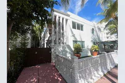 220 Collins Ave #5A, Miami Beach, FL 33139 - Photo 1