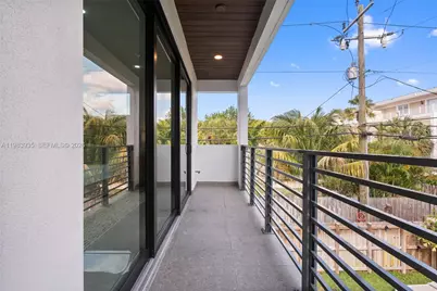 325 SW 16th St #B, Fort Lauderdale, FL 33315 - Photo 32