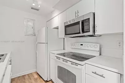 1185 Marseille Dr #202, Miami Beach, FL 33141 - Photo 12