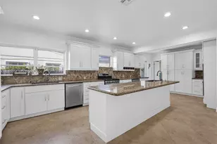 4560 Prairie Ave, Miami Beach, FL 33140 - Photo 8
