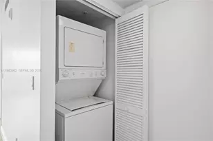 1800 N Bayshore Dr, Miami, FL 33132 - Photo 26