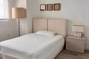 460 NE 28th St, Miami, FL 33137 - Photo 12