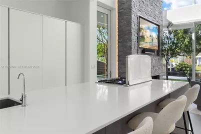 2217 NE 17th Ter, Wilton Manors, FL 33305 - Photo 24