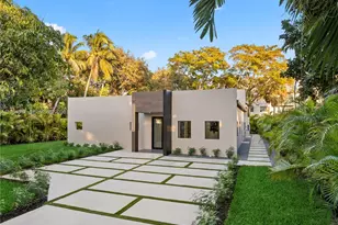 12335 Griffing Blvd, North Miami, FL 33161 - Photo 1