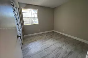 1247 SW 46th Ave, Pompano Beach, FL 33069 - Photo 6