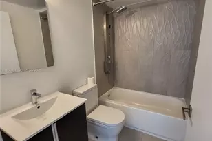 557 Michigan Ave, Miami Beach, FL 33139 - Photo 18