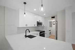 28015 SW 143rd Ct, Homestead, FL 33033 - Photo 4