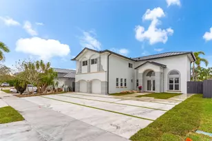 14848 SW 180th St, Miami, FL 33187 - Photo 2