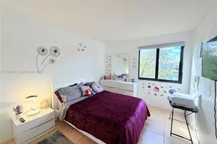 10233 NW 9 St, Miami, FL 33172 - Photo 8