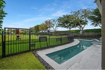 10509 Cape Delabra Ct, Boynton Beach, FL 33473 - Photo 4