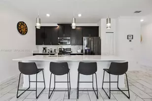 992 Leasder St, Other City - In The State Of Florida, FL 33896 - Photo 4