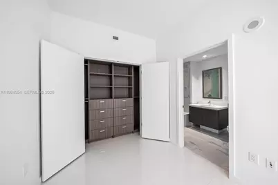851 NE 1st Ave #4010, Miami, FL 33132 - Photo 16
