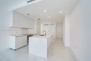 700 NE 24th St, Miami, FL 33137 - Photo 8