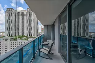 45 SW 9th St, Miami, FL 33130 - Photo 12