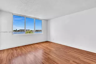 1170 NE 191st St, Miami, FL 33179 - Photo 24