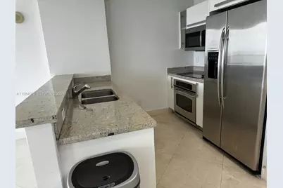 601 NE 36th St #1808, Miami, FL 33137 - Photo 6