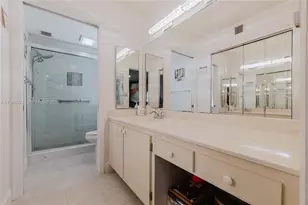 10834 W Clairmont Cir, Tamarac, FL 33321 - Photo 22