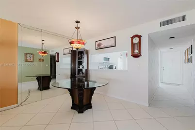 10834 W Clairmont Cir #204, Tamarac, FL 33321 - Photo 12