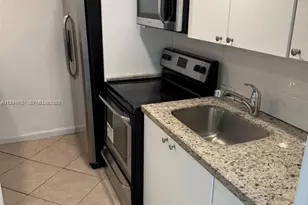 20850 San Simeon Way, Miami, FL 33179 - Photo 2