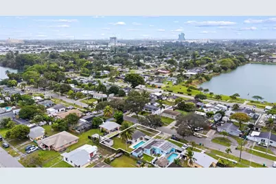 5721 SW 38 Ct #5721, Davie, FL 33314 - Photo 22