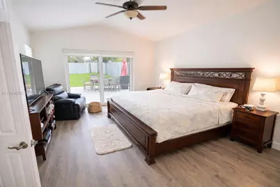 1431 NW 129th Ave, Sunrise, FL 33323 - Photo 8