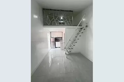 4021 NW 6th St, Miami, FL 33126 - Photo 10