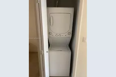 6620 W 2nd Ct #305, Hialeah, FL 33012 - Photo 16